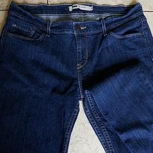 Levi's 524 Straight Leg Jeans